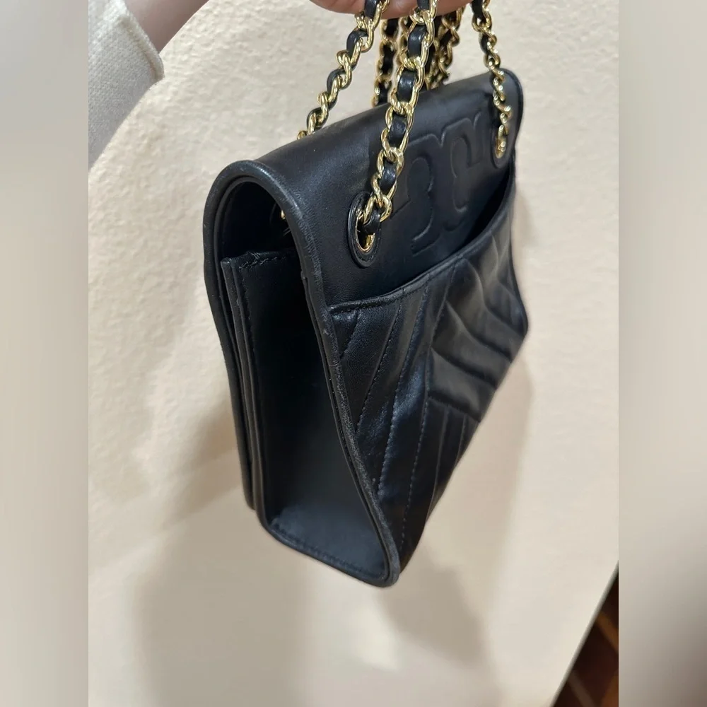 Tory Burch small classic one flap gold chain crossbody/ shoulder bag